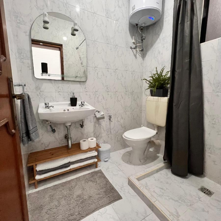 F2 - Lovely Two Bedrooms Flat Sea View, St Julians Saint Julian's Bagian luar foto