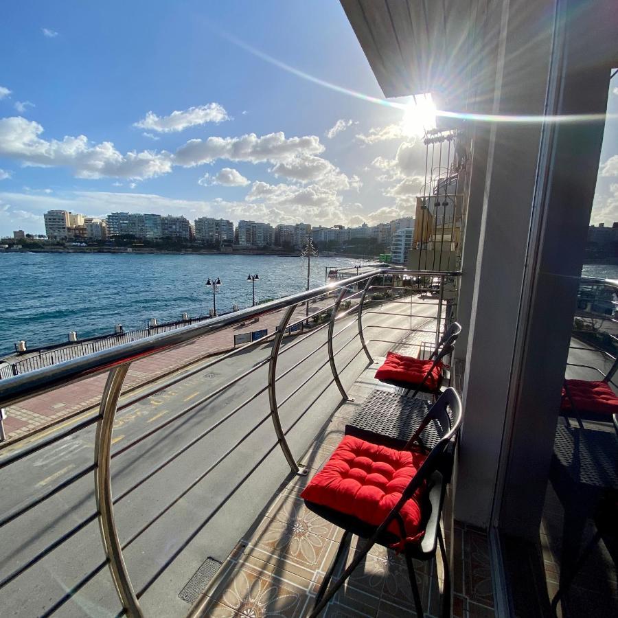 F2 - Lovely Two Bedrooms Flat Sea View, St Julians Saint Julian's Bagian luar foto