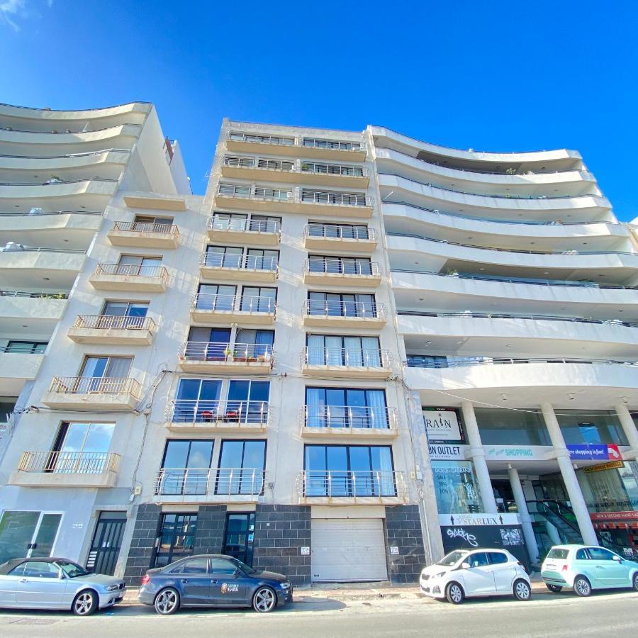 F2 - Lovely Two Bedrooms Flat Sea View, St Julians Saint Julian's Bagian luar foto