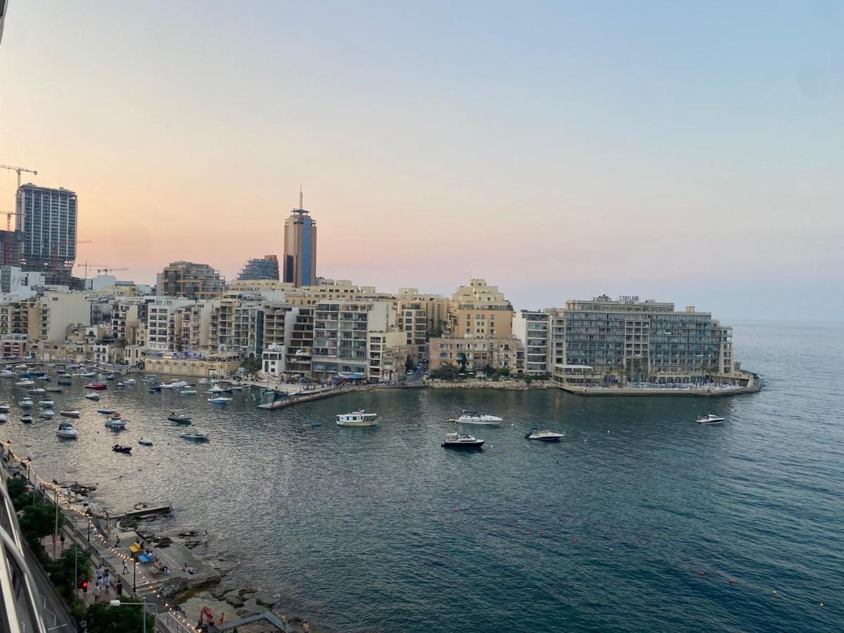 F2 - Lovely Two Bedrooms Flat Sea View, St Julians Saint Julian's Bagian luar foto