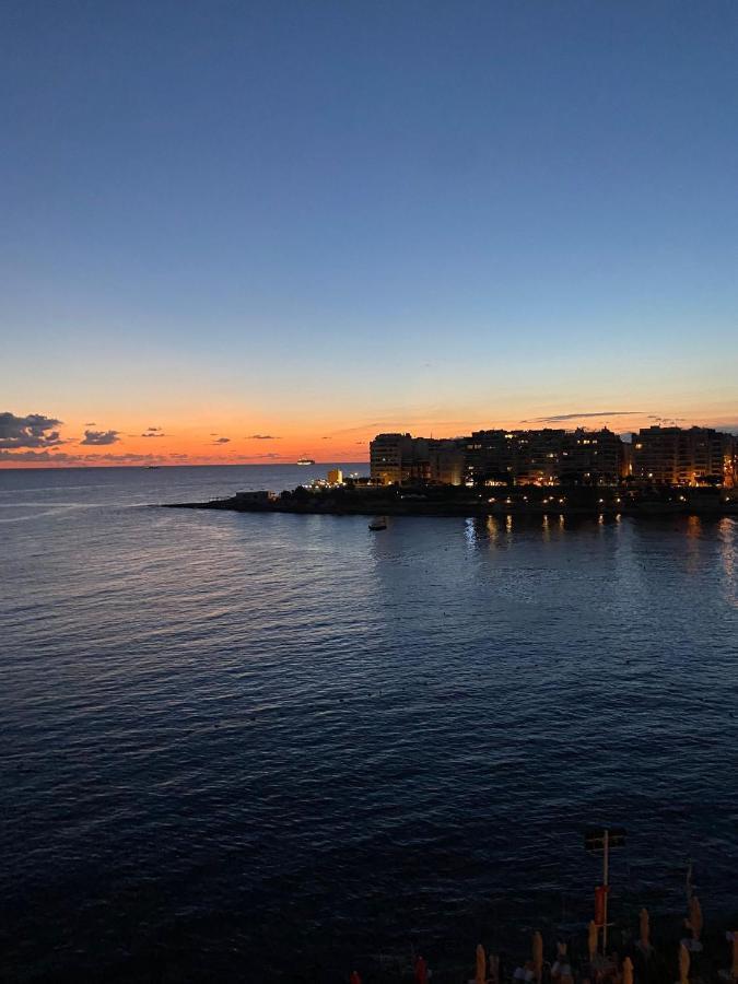 F2 - Lovely Two Bedrooms Flat Sea View, St Julians Saint Julian's Bagian luar foto