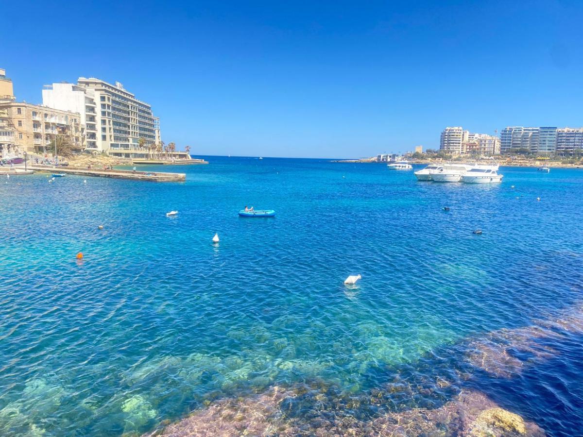 F2 - Lovely Two Bedrooms Flat Sea View, St Julians Saint Julian's Bagian luar foto